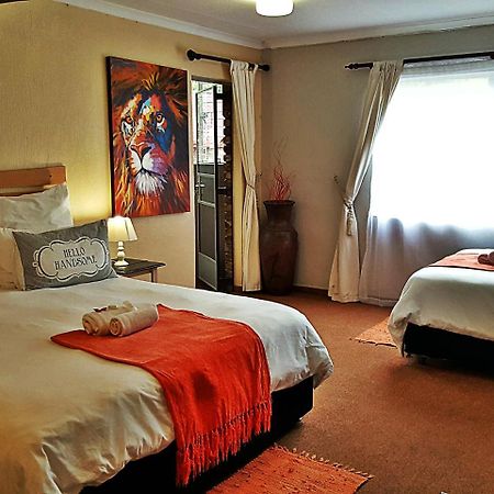 Midrand Guesthouse - Tasa Екстериор снимка